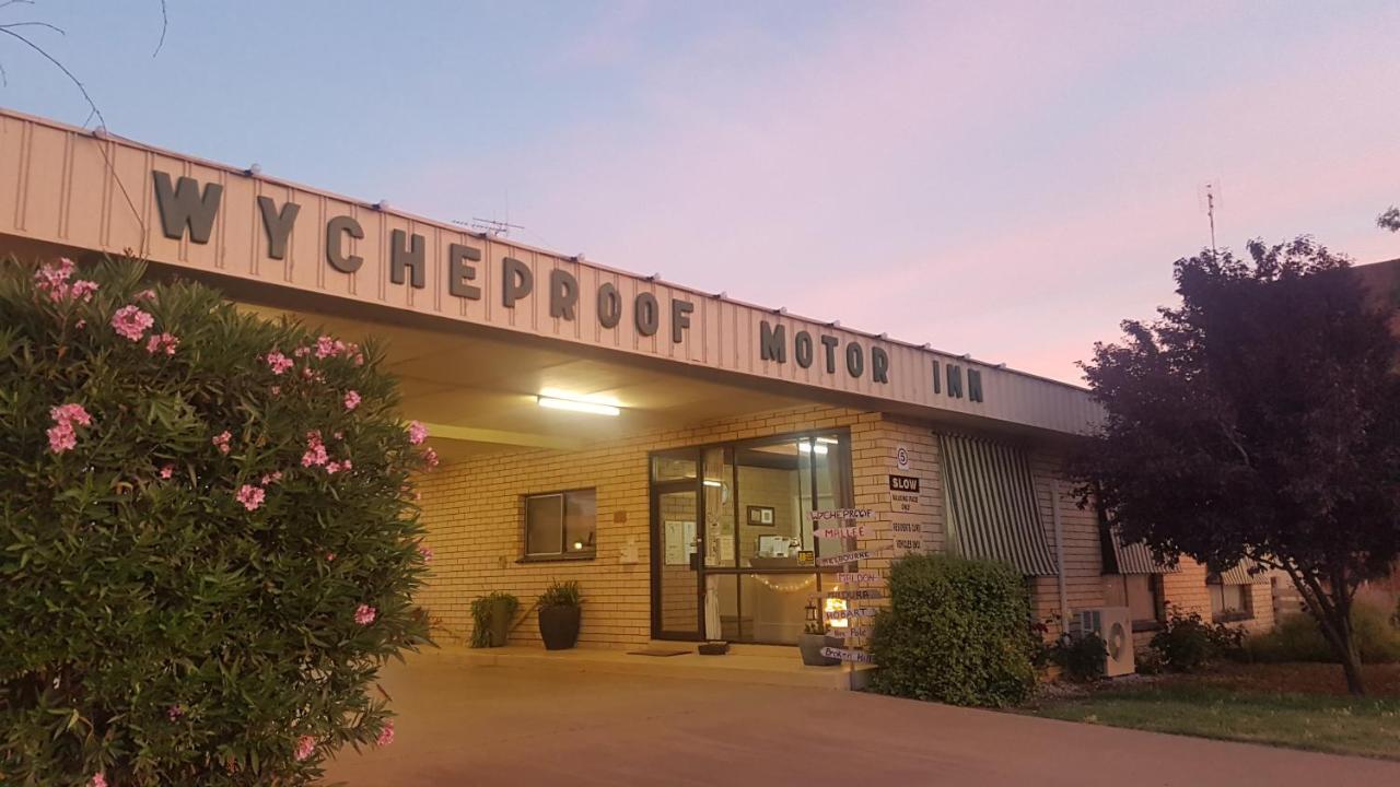Mount Wycheproof Motor Inn Exterior photo